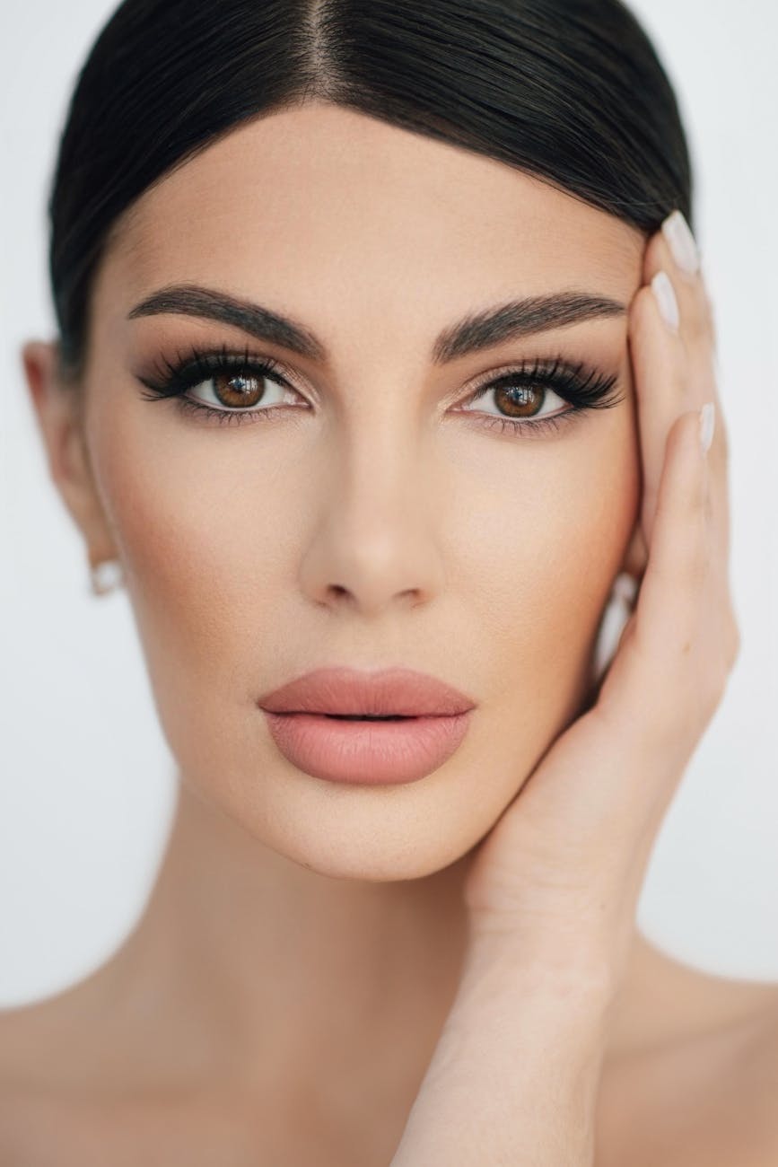 Svatební make-up Ivana Mikšová